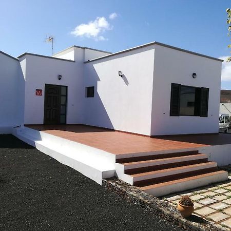 Vivienda Vacacional La Canada Tinajo Exterior foto