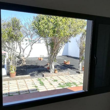 Vivienda Vacacional La Canada Tinajo Exterior foto