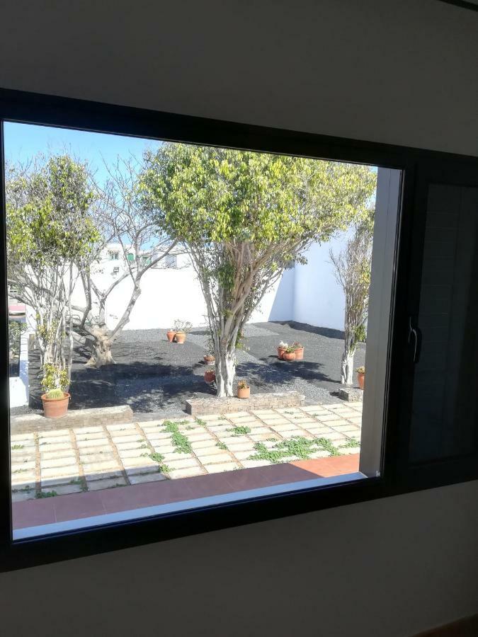 Vivienda Vacacional La Canada Tinajo Exterior foto