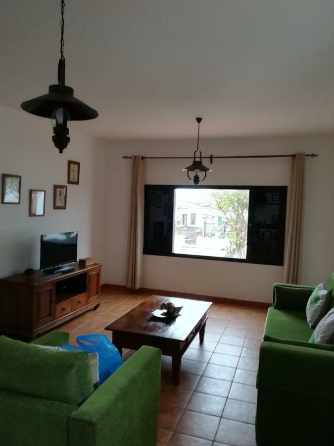 Vivienda Vacacional La Canada Tinajo Exterior foto